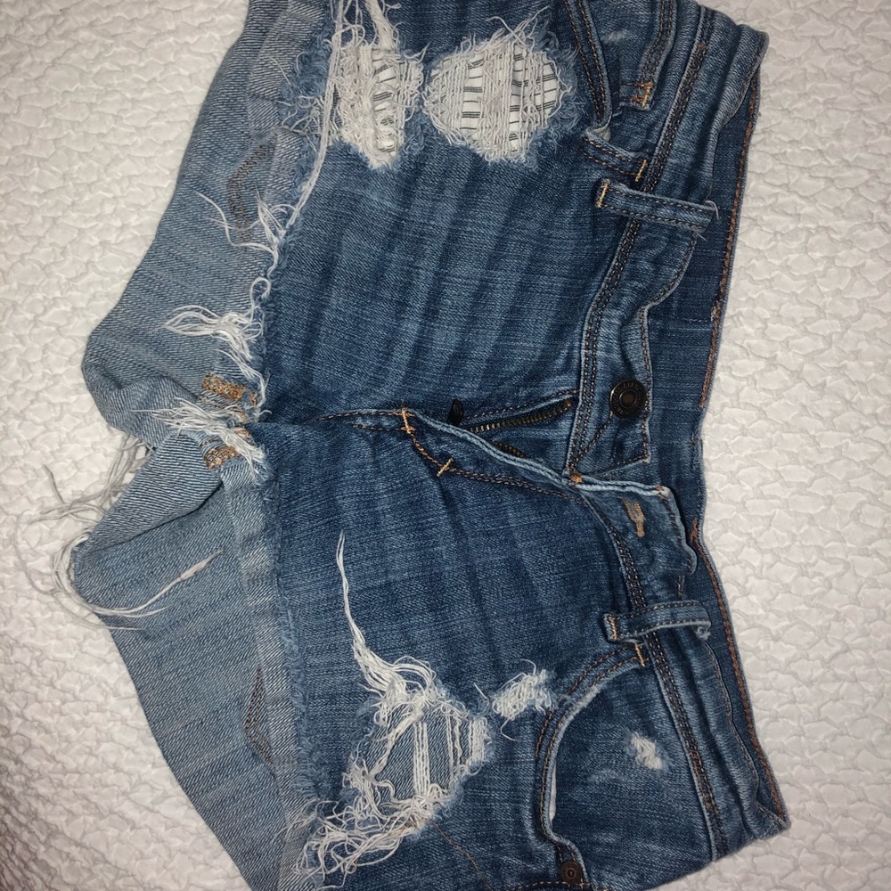 Low rise abercrombie shorts